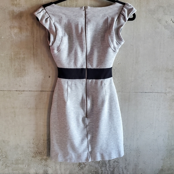 FRENCH CONNECTION / Grey Jersey Dress / Size 0 - Picture 3 of 6
